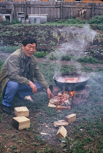 Boiling meat in a pot of water is the most common form of Mongolian cooking.