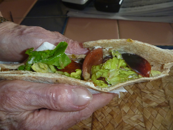 Pita BLT