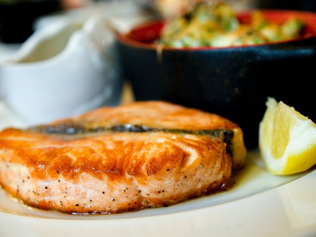 grilled salmon ready to serve